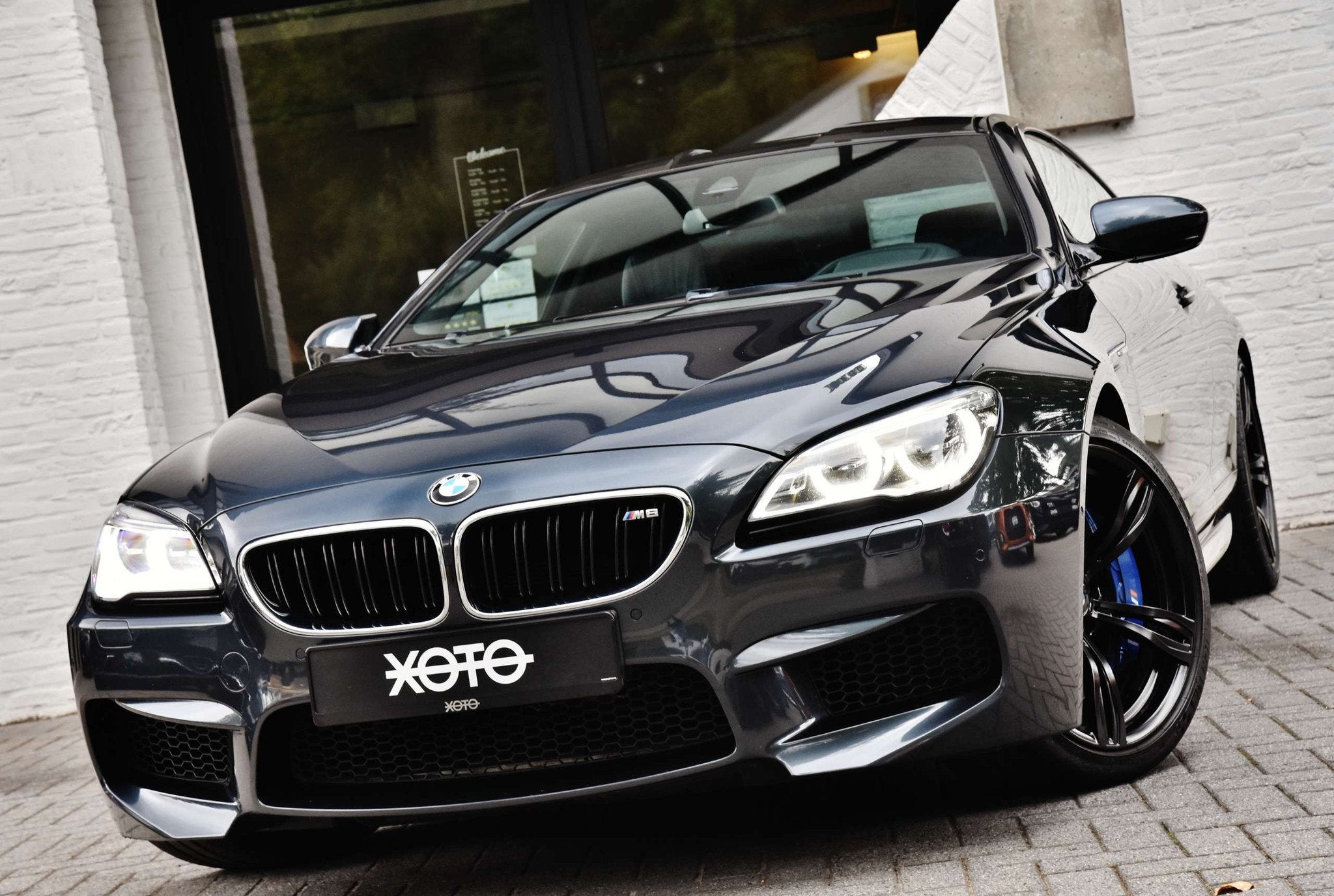 BMW M6 4.4 V8 DKG COUPE * FULL HISTORY / FULL OPTION *, Cuir, Argent ou Gris, Achat, 4395 cm³