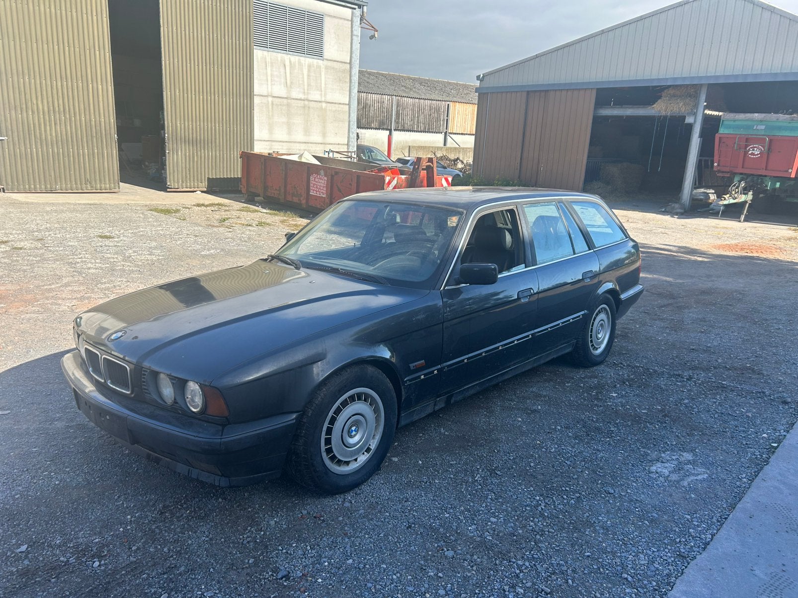 Bmw 530i e34 touring v8 boîte manuelle à restaurer, Autos, Cuir, Achat, Intérieur cuir, Boîte manuelle