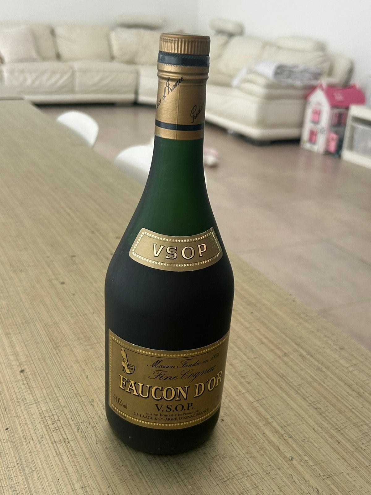 Ancienne bouteille Cognac Faucon d’Or V.S.O.P. – 40%, Collections, Enlèvement, Comme neuf, France