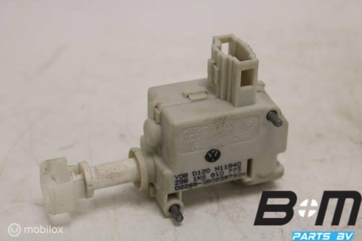 Stelelement voor tankklep VW Golf 5 5drs 1.4 TSI 1K6810773, Gebruikt