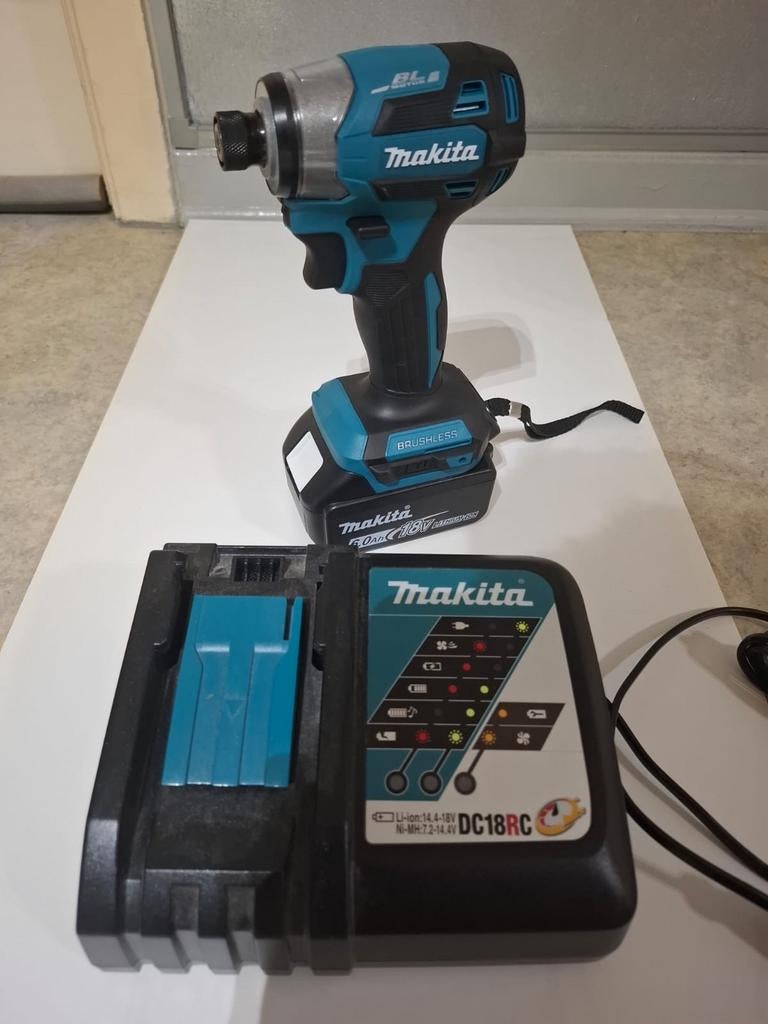 Visseuse Makita, Doe-het-zelf en Bouw, Gereedschap | Boormachines, Ophalen, Nieuw