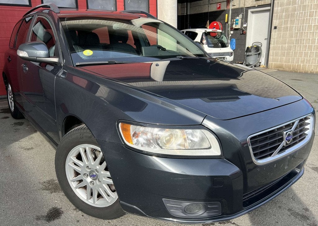 Volvo V50 1.6 D DRIVe Start/Stop + NAVI + CUIR, Autos, Volvo, Cuir, Achat, Electronic Stability Program (ESP), Entreprise