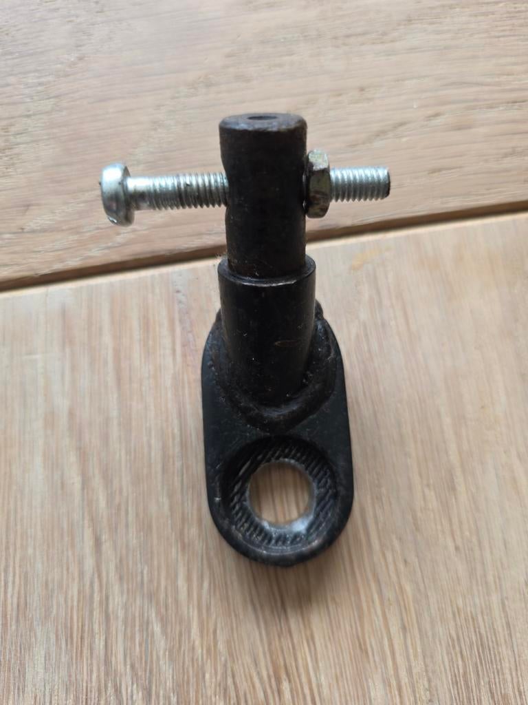 Koppelstuk van karretje voor achter de fiets te hangen., Ophalen of Verzenden