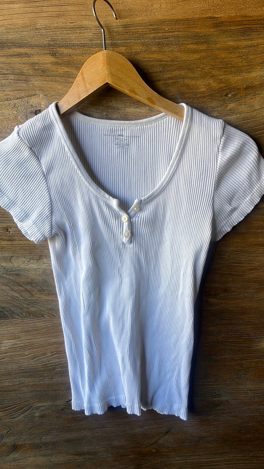 Brandy & Melville t-shirt, Kleding | Dames, T-shirts, Ophalen of Verzenden, Zo goed als nieuw