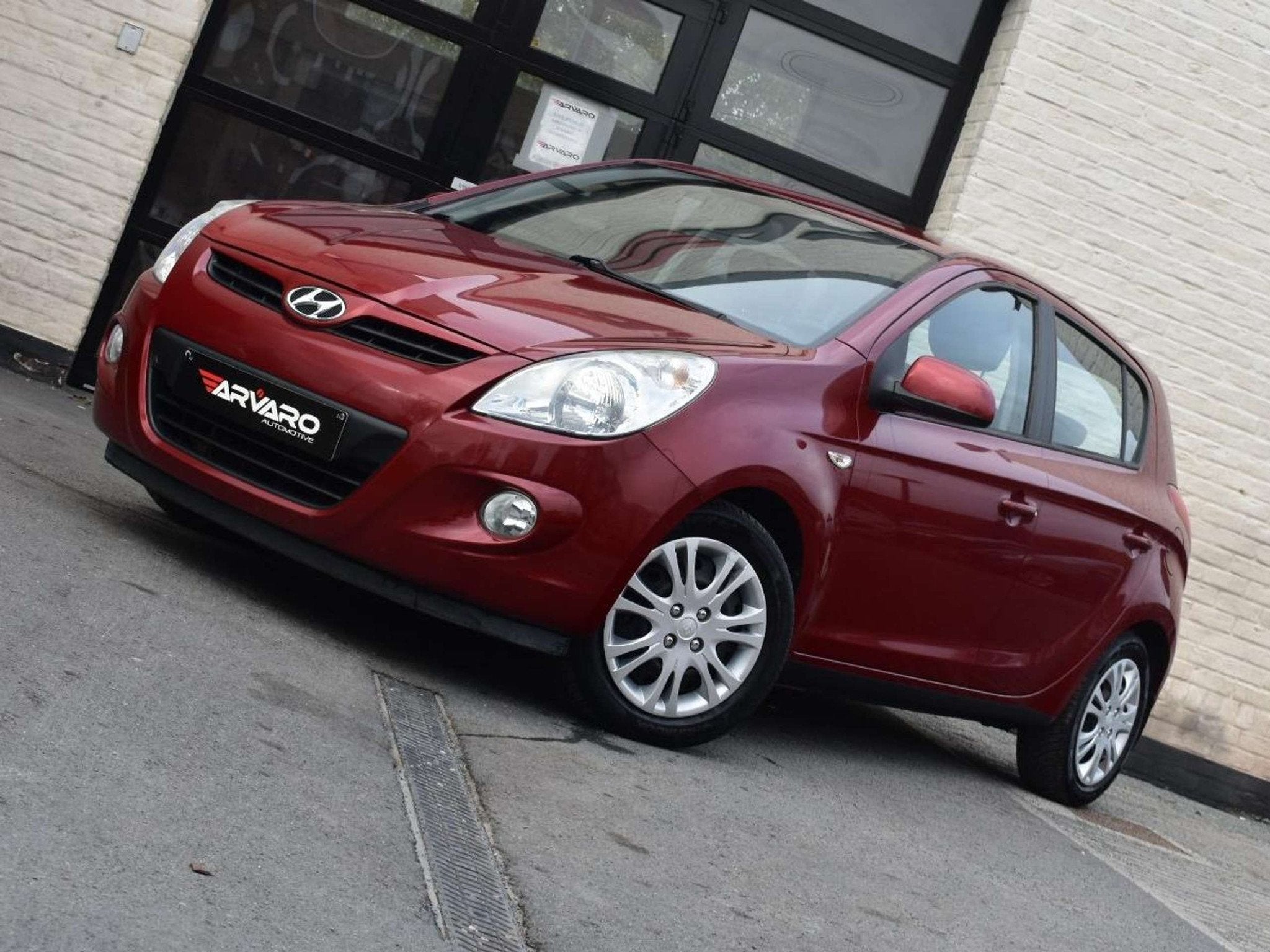 Hyundai i20 1.2i Lounge / Airco / Verw Zetels / Garantie, Auto's, Stof, Gebruikt, 4 cilinders, Sportstoelen