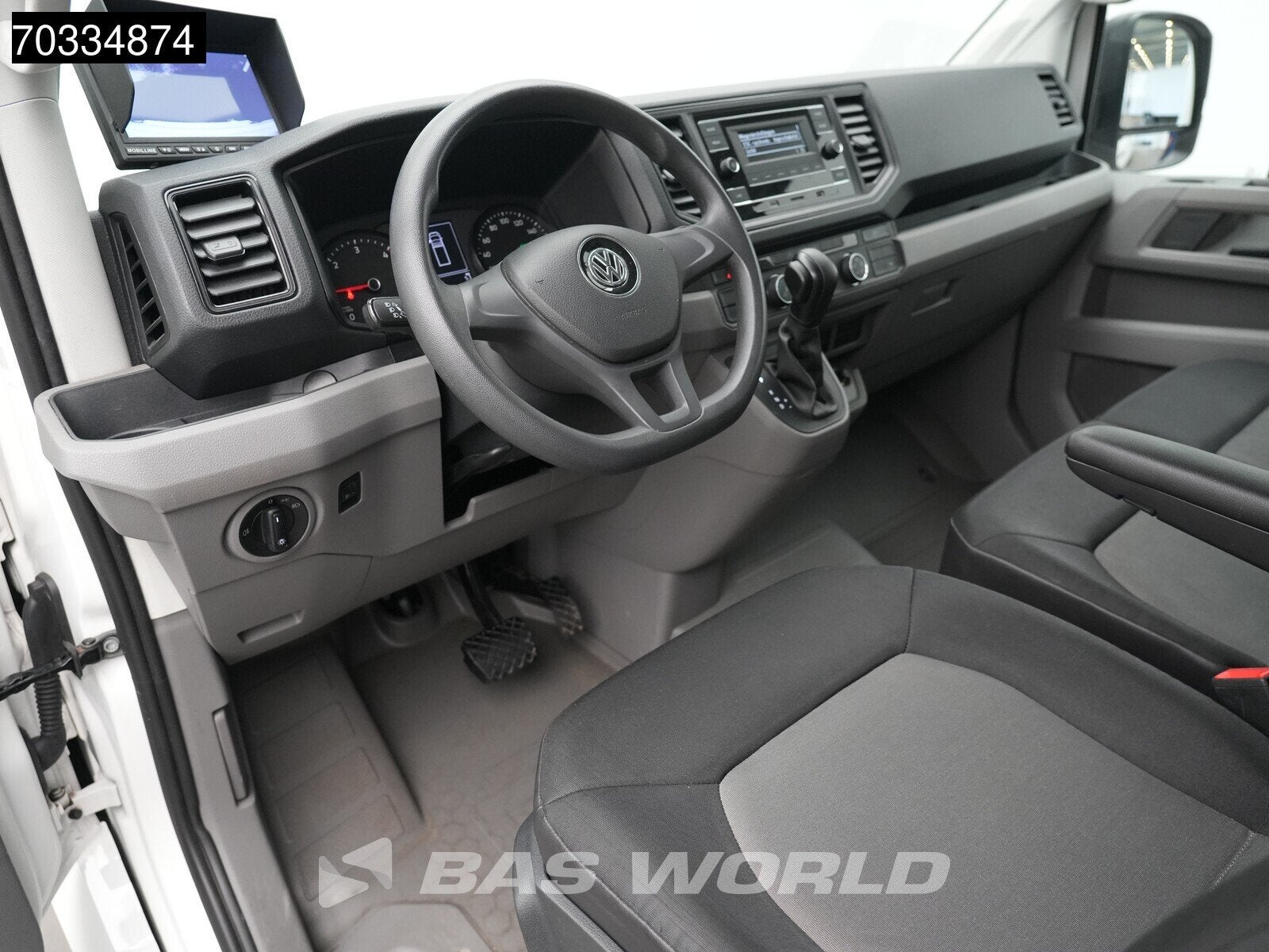 Volkswagen Crafter 177pk Automaat Laadklep 180PK Bakwagen Ai, Stof, Gebruikt, Euro 6, 4 cilinders