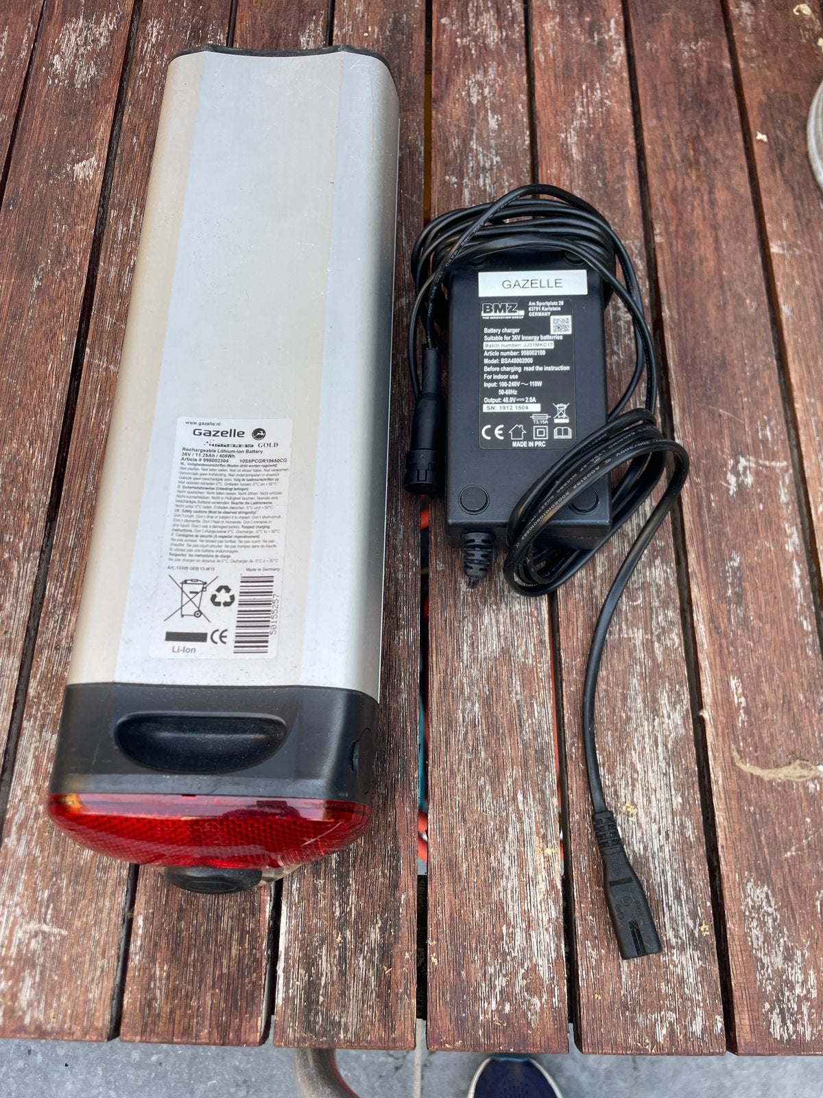 Batterie et chargeur Gazelle ebike, Vélos & Vélomoteurs, Enlèvement ou Envoi, Utilisé