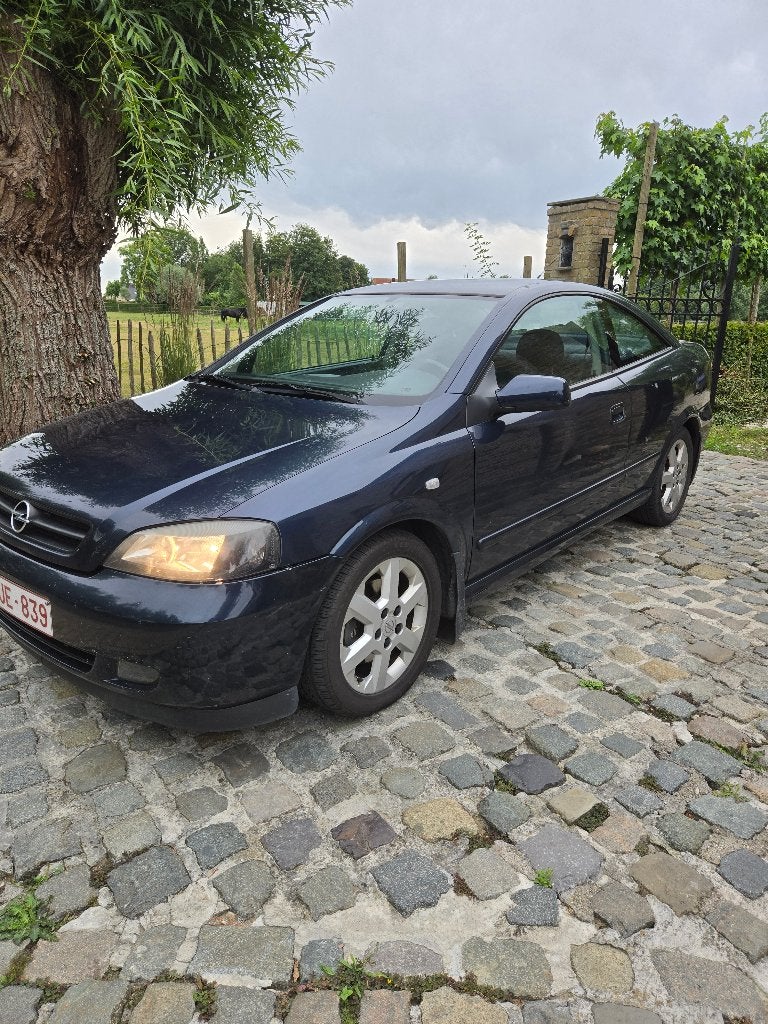 Astra coupé bertone 1800 benzine, Autos, Achat, Boîte manuelle, Rétroviseurs électriques, Particulier