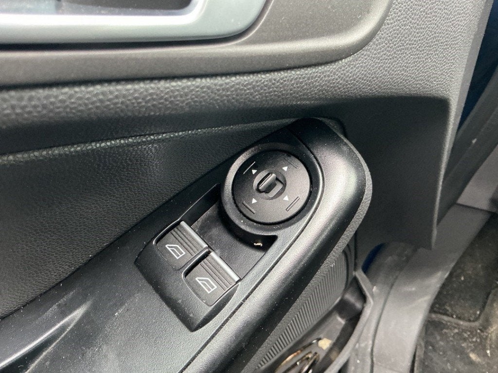 RAAMSCHAKELAAR Ford Fiesta 6 (JA8) (|F1ET14A132EC|), Gebruikt, Henry-Ford-Straße  1
50735  Köln, DE, Ford-Werke GmbH, Kunden@ford.com