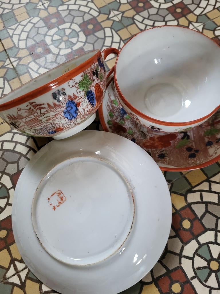 Chinees porselein. 2st, Antiek en Kunst, Ophalen