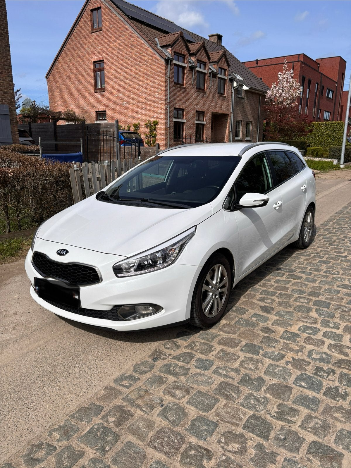 Kia Pro Ceed 1.4 essence, Autos, Euro 5, Achat, Carnet d'entretien, Particulier