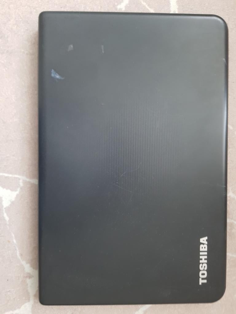 Ordinateur portable Toshiba, Enlèvement