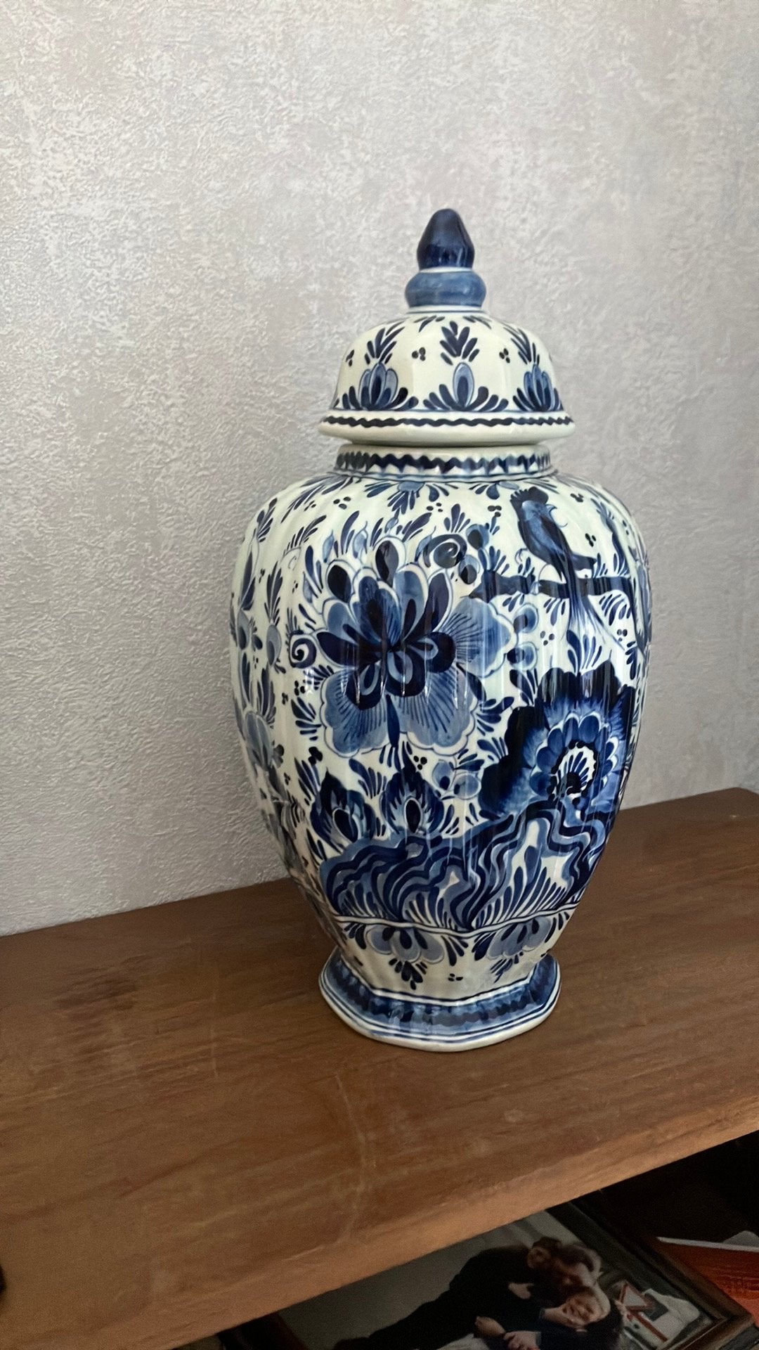 Vaas Delft, Ophalen