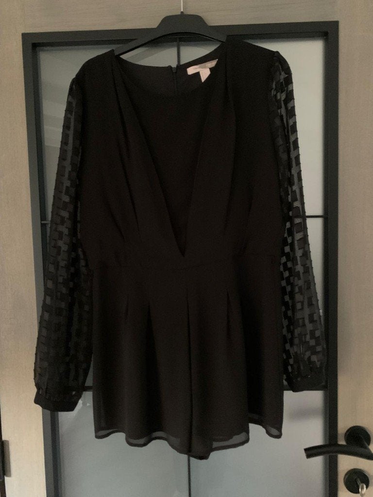 1x gedragen feestelijke playsuit maat: Large, Kleding | Dames, Overige typen, Zwart, Maat 42/44 (L), Ophalen of Verzenden
