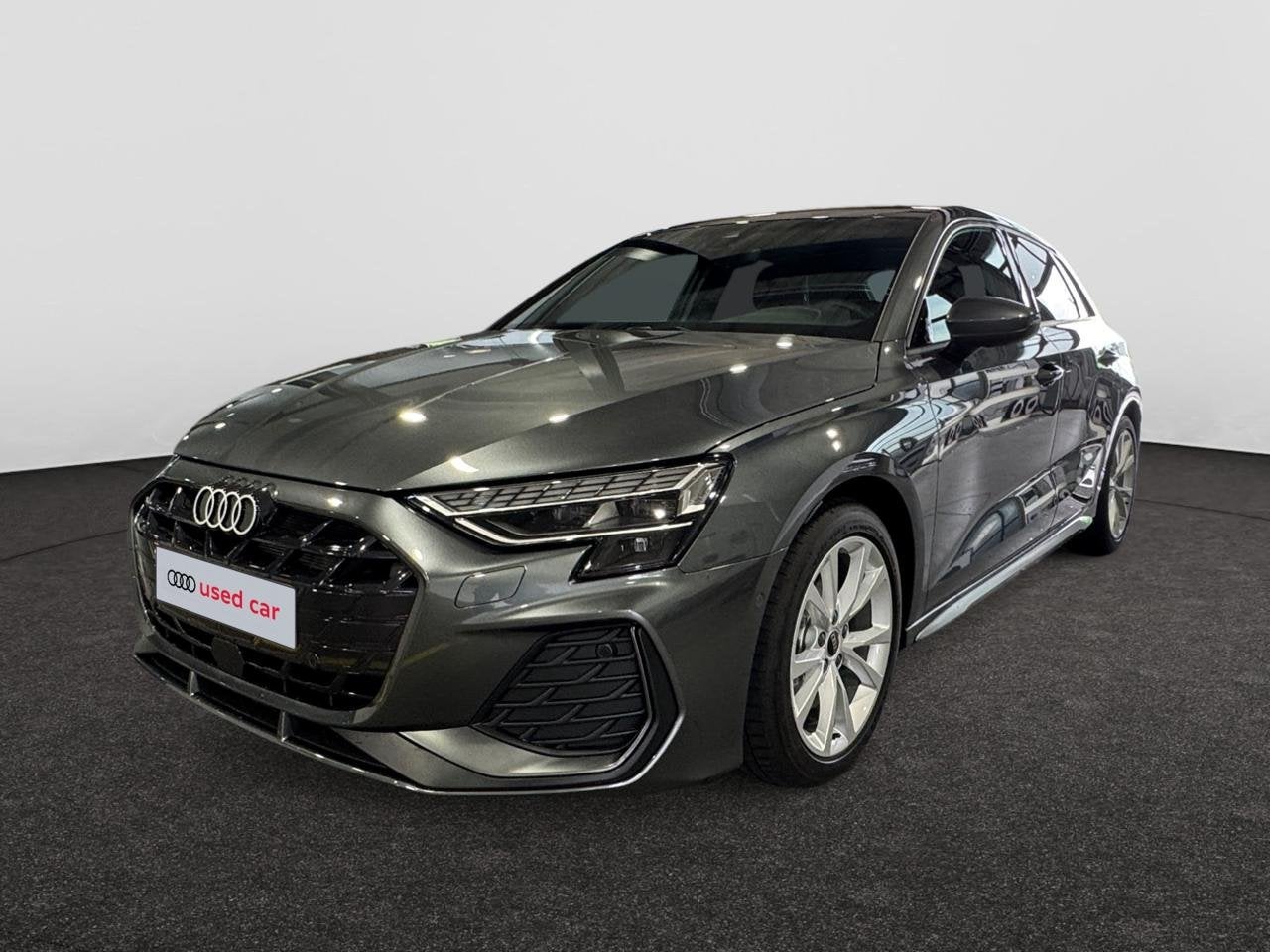 Audi A3 Sportback 30 TFSI MHEV Business Edition S line S tro, Auto's, Automaat, Bluetooth, 127 g/km, Zilver of Grijs