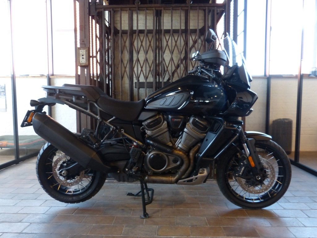 Harley-Davidson Adventure Touring RA1250S (bj 2021), Motoren, Harley-Davidson, Overig, 1250 cc, Gentweg 32
9940  Evergem