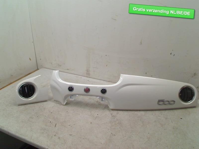 SIERLIJST DASHBOARD Abarth 500 / 595 / 695 (735631293), Taurusavenue 1
2132 LS  Hoofddorp, NL, Webaccessibility@stellantis.com