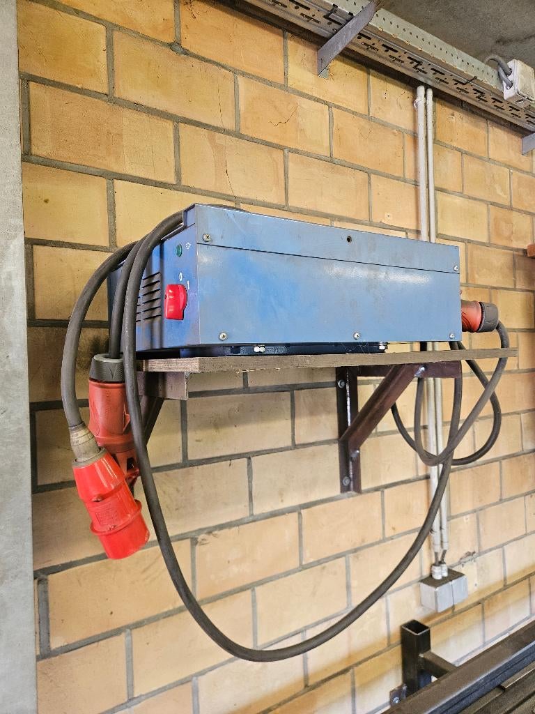 Transformator, Doe-het-zelf en Bouw, Elektriciteit en Kabels, Ophalen, Schakelaar