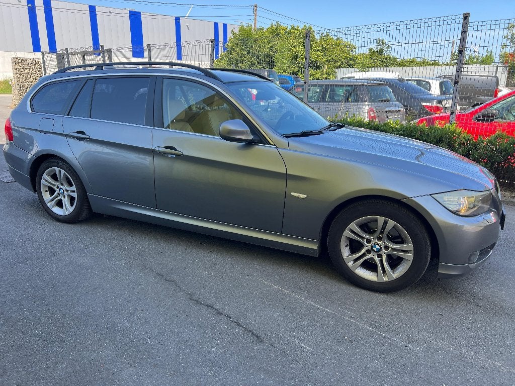 BMW 318i 2.0 Essence Boîte Automatique, Automaat, Bedrijf, 5 deurs, 3 Reeks