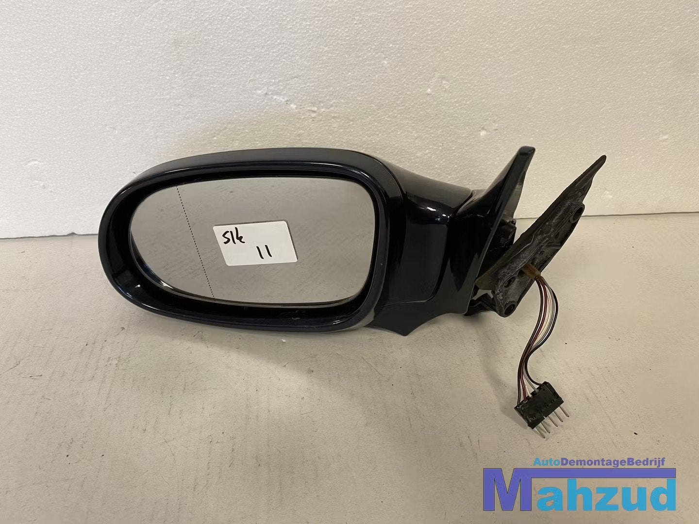 MERCEDES SLK R170 Links donker grijs zwart spiegel buiten, Mercedes-Benz AG, Mercedes-Benz, Utilisé, Mercedesstrasse 120
70372  Stuttgart, DE