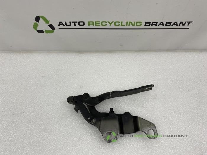 Charnière capot d'un BMW 3-Serie, Autos : Pièces & Accessoires, -, 3 mois de garantie, Utilisé, -