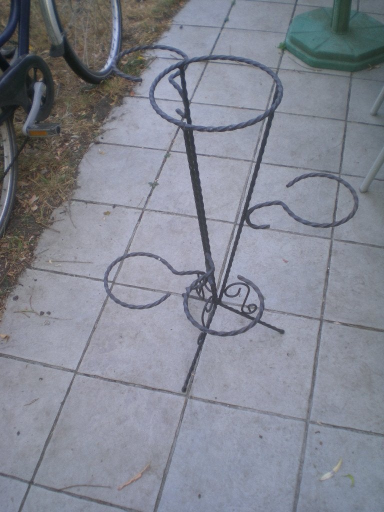 Staander voor bloempotten H 78 cm br 54 cm, Ophalen, Zo goed als nieuw