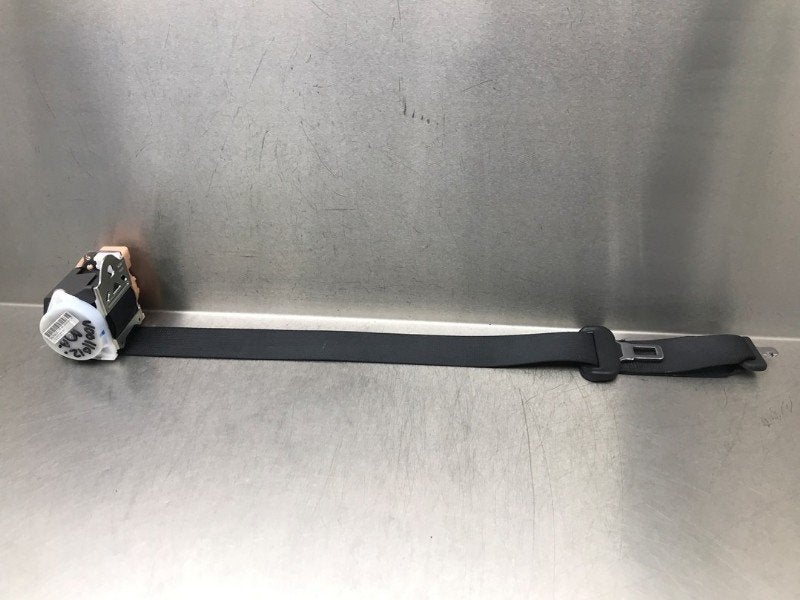 CEINTURE DE SECURITE ARRIERE CENTRALE (|7335002250|068977|50, Dhr. M. Roggen, Toyota, Stadsweg 37 37
9917 PV  WIRDUM GR., NL, Utilisé