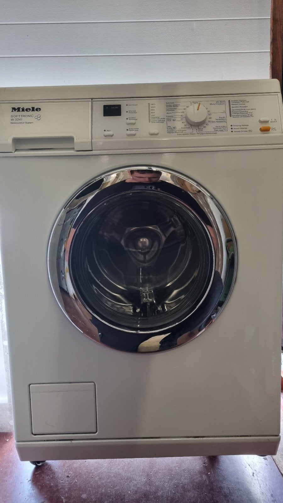 Miele W3241 Wasmachine, Elektronische apparatuur, Ophalen