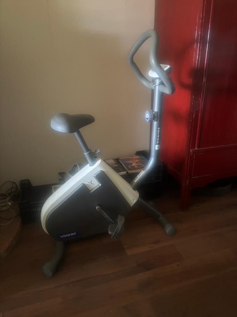 Home trainer fiets, Sport en Fitness, Ophalen, Zo goed als nieuw