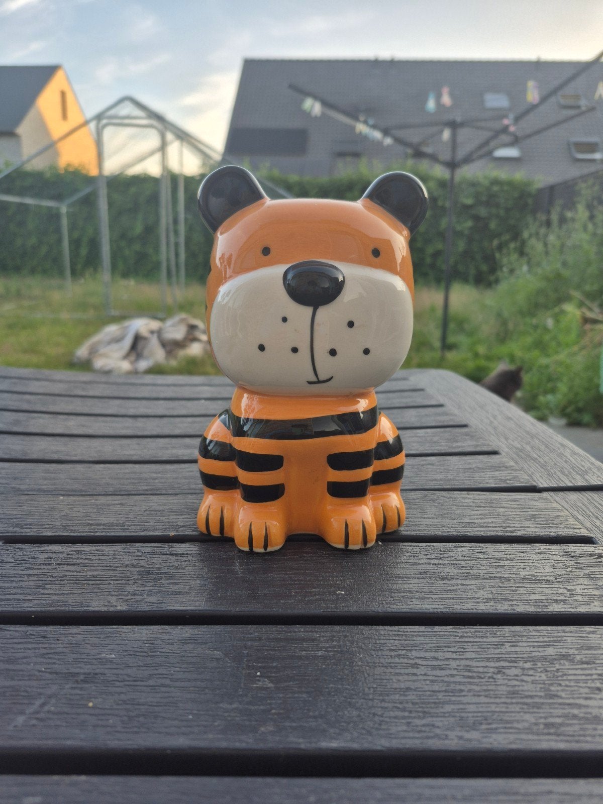 Tirelire Tiger, Enlèvement, Comme neuf