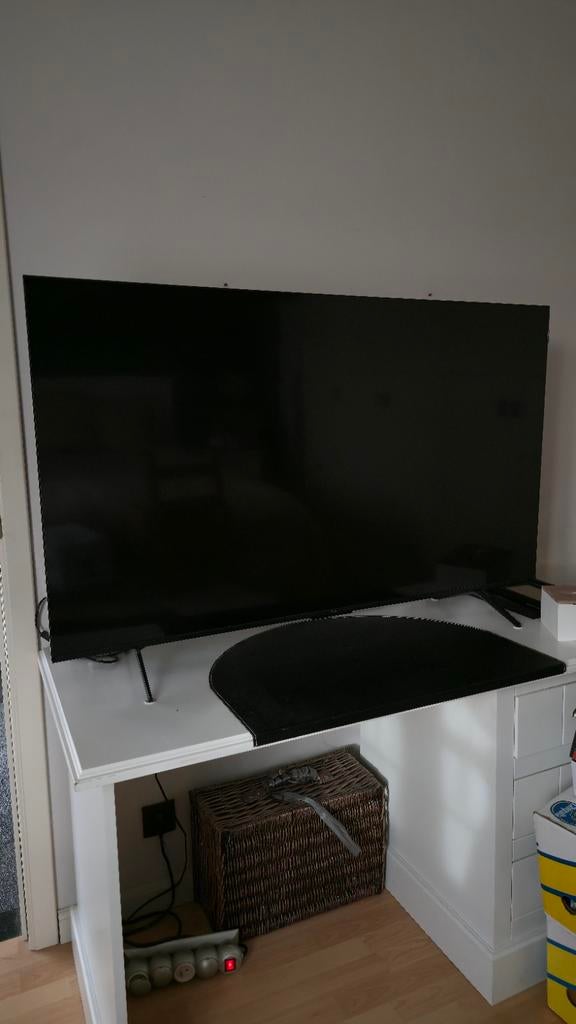 Téléviseur TCL 55 pouces modèle 55T8B, Enlèvement