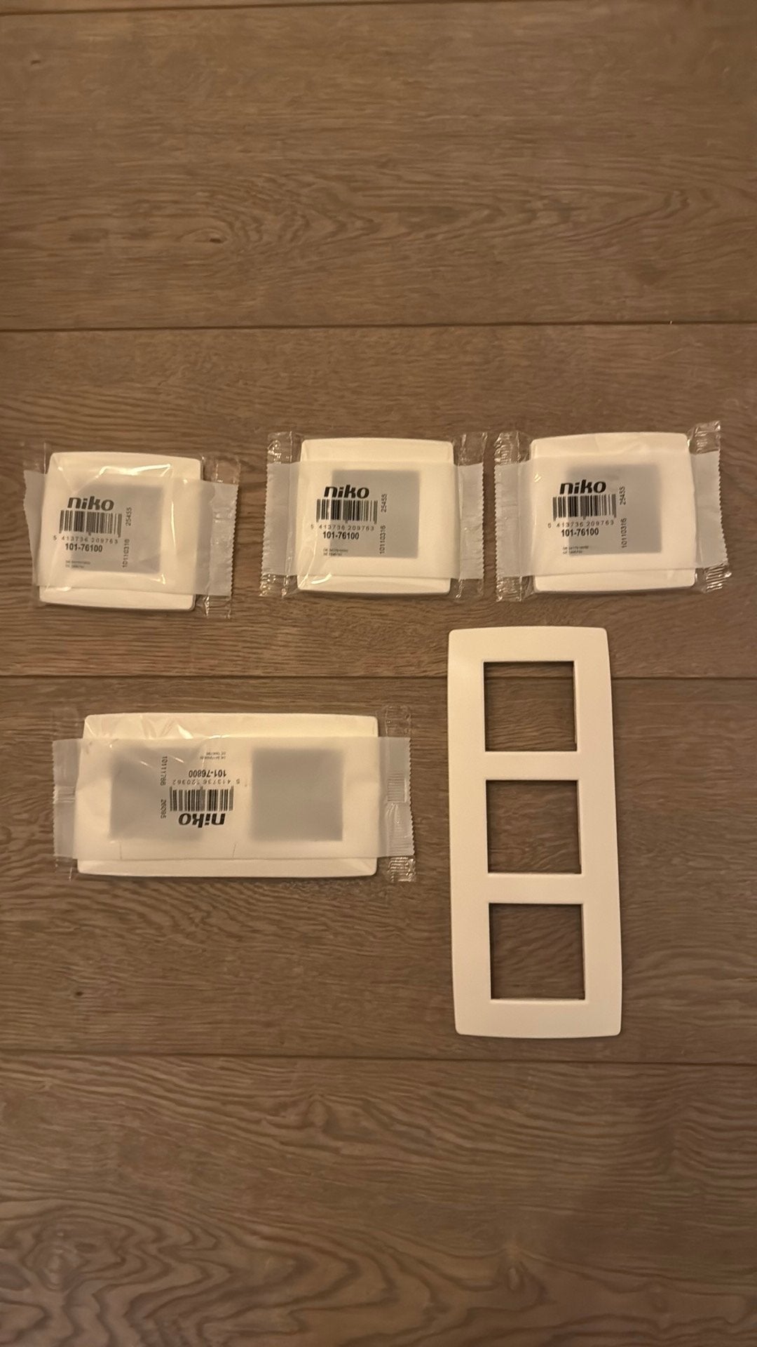 Afdekplaat, wanddoos, inbouwdoos, Doe-het-zelf en Bouw, Ophalen, Nieuw, Overige typen