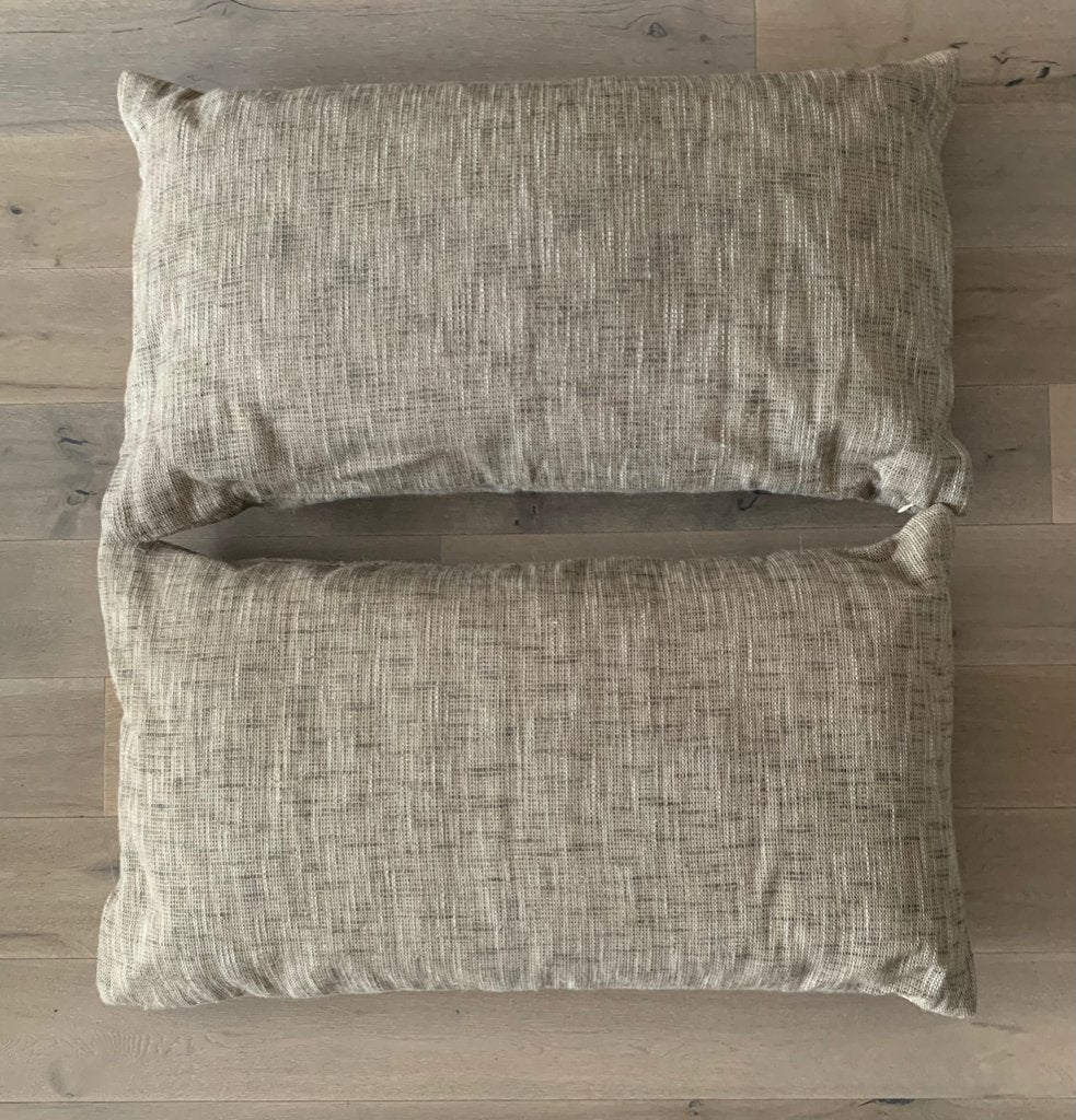 Grands coussins 50 x 90 avec housses neufs, Huis en Inrichting, Woonaccessoires | Kussens, Nieuw, Grijs, Ophalen