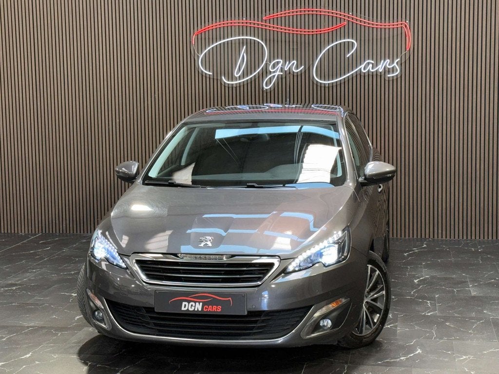 Peugeot 308 308 1.6 BlueHDi Allure STT (bj 2017, automaat), Auto's, Automaat, Stof, Gebruikt, 4 cilinders
