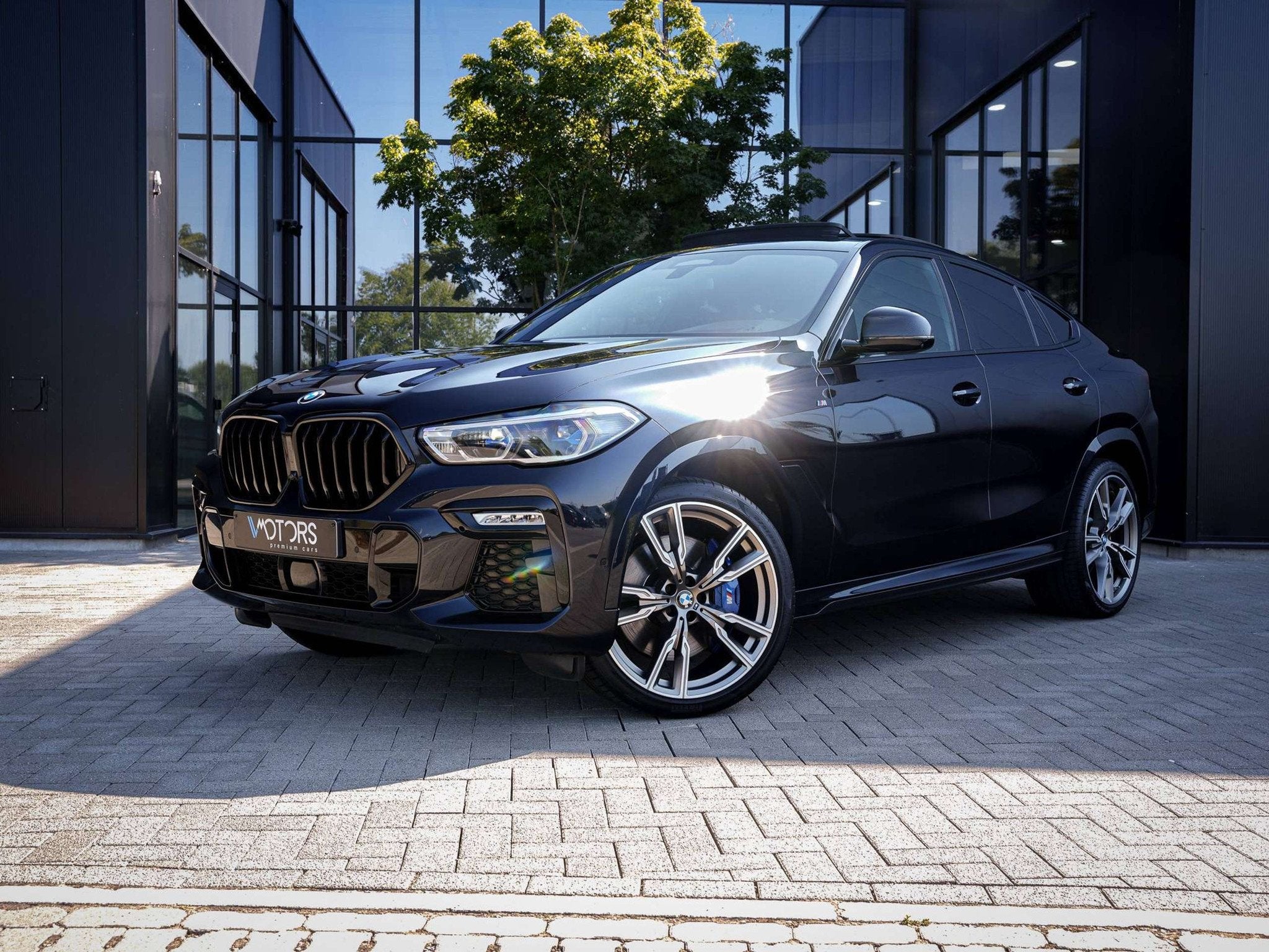 BMW X6 M M50iAS - FULL OPTION - M Sport - 22" - Pano Sky Lou, Auto's, BMW, Automaat, Gebruikt, 4395 cc, 263 g/km