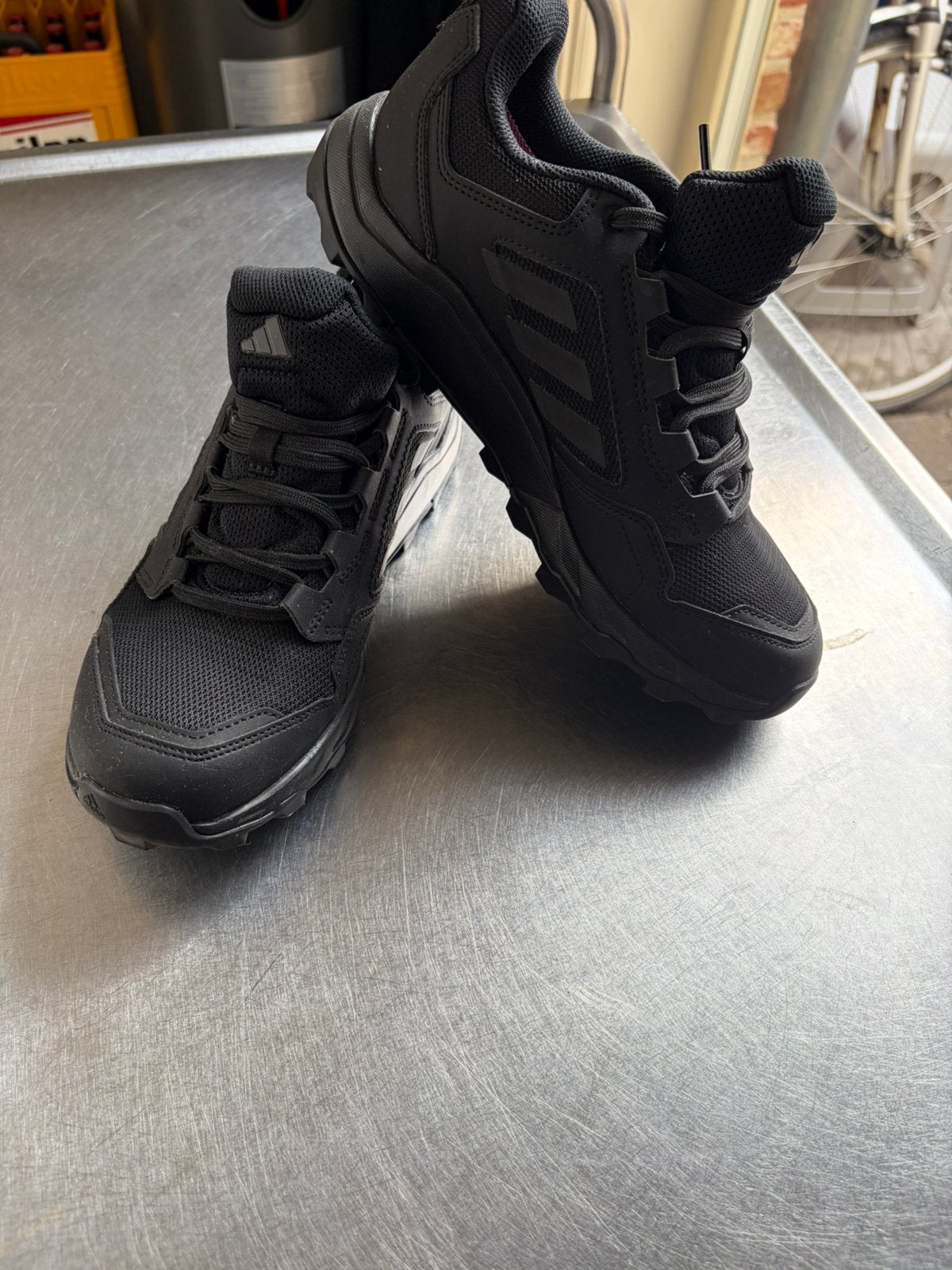 Adidas terrex, Ophalen, Zo goed als nieuw