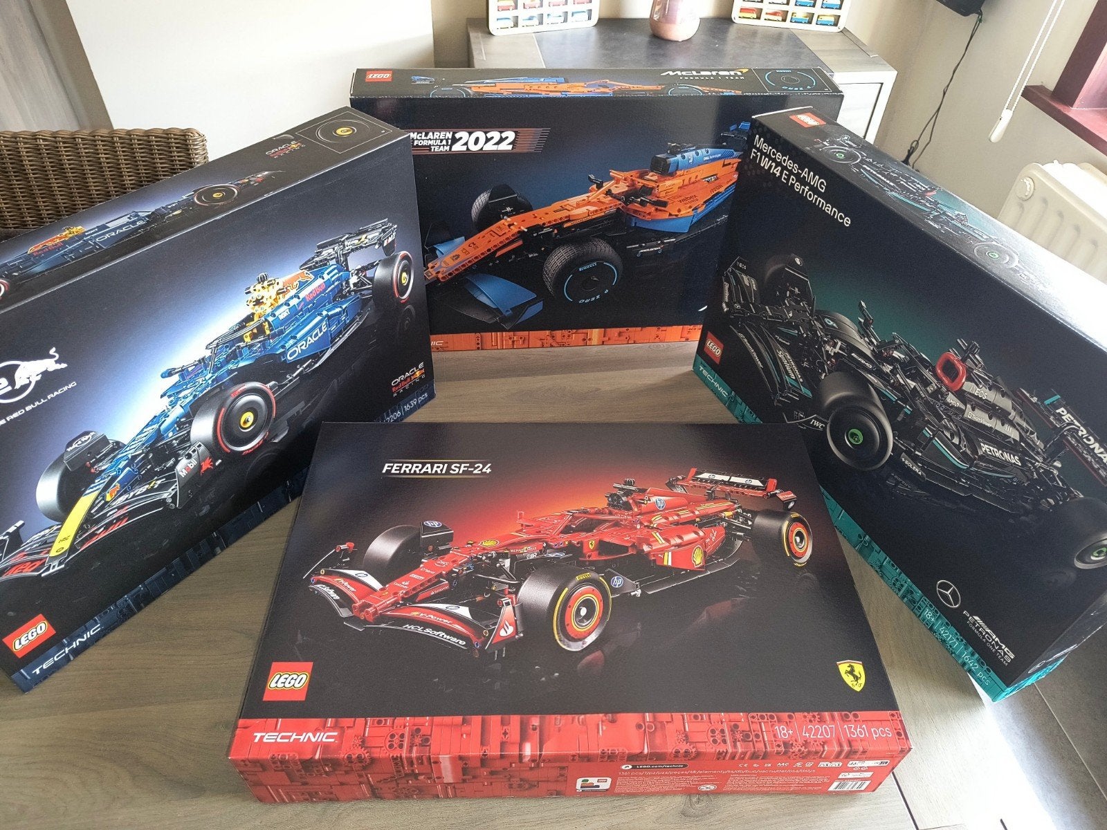 4x Lego F1 auto's NIEUW, Ophalen, Nieuw, Complete set, Lego