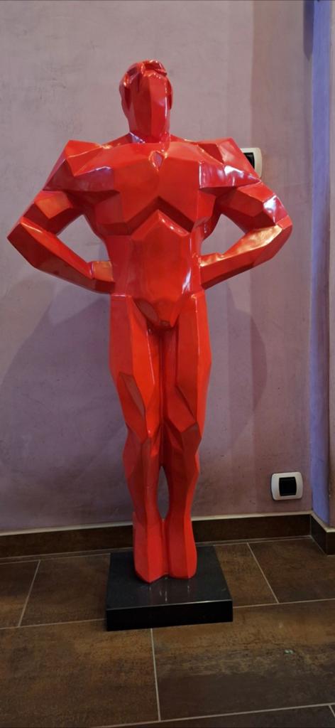 Homme origami rouge en résine, Enlèvement