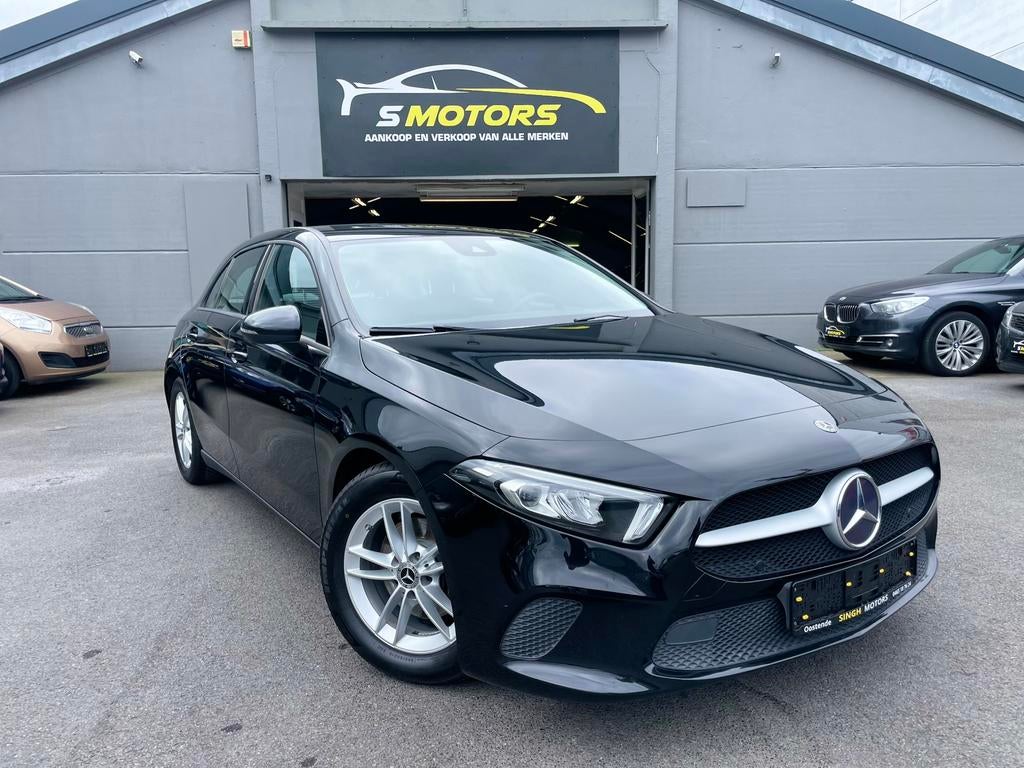 Mercedes Benz A160i | Gps | Camera | Cruise | GARANTIE |, Auto's, Mercedes-Benz, Stof, Euro 6, Zwart, Bedrijf