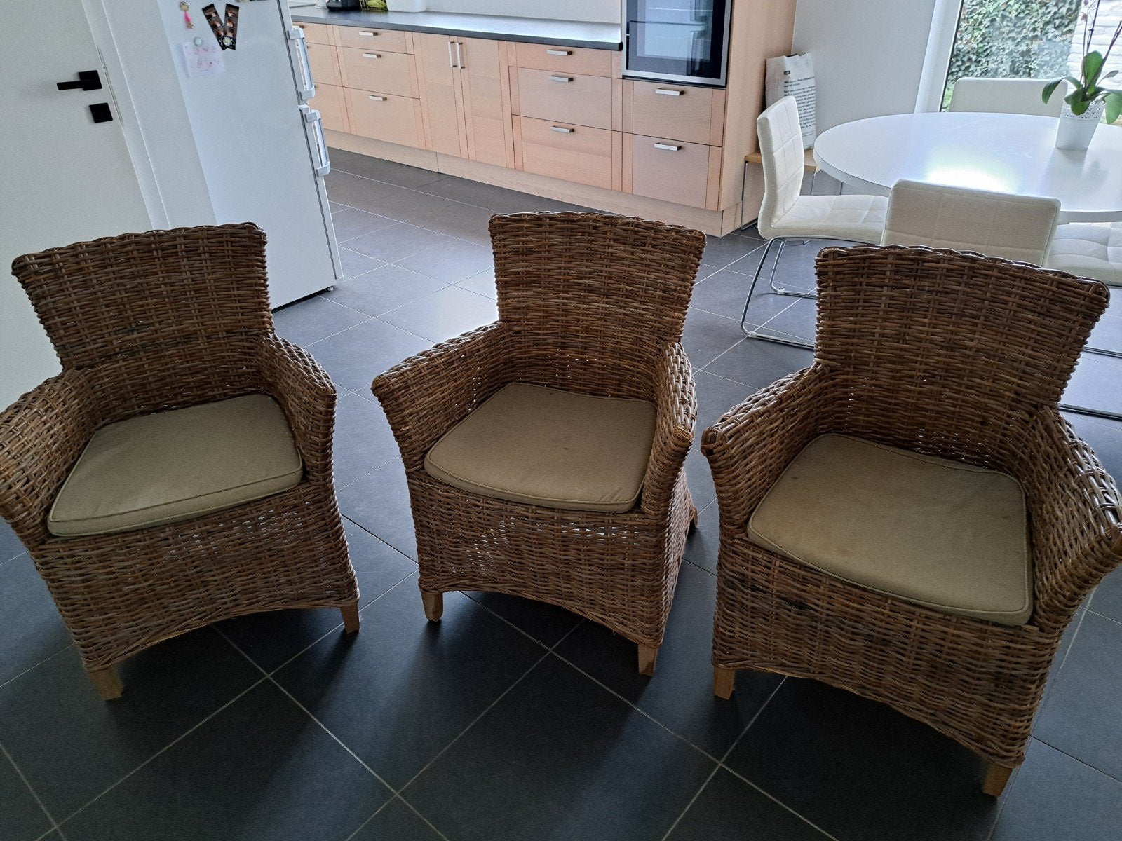 6 rieten stoelen, Ophalen