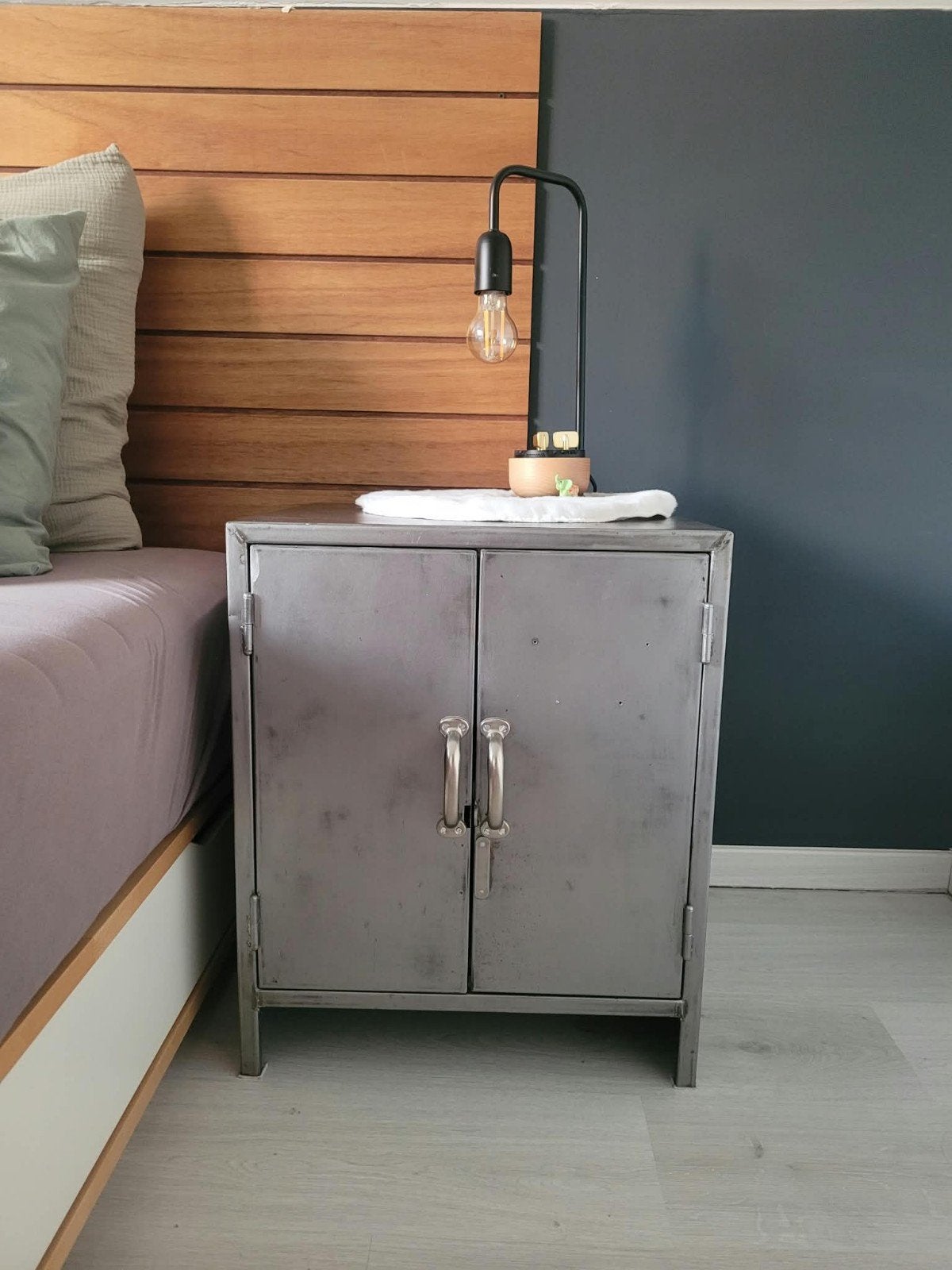kleine metalen kast fnma 1951, Huis en Inrichting, Ophalen, Metaal