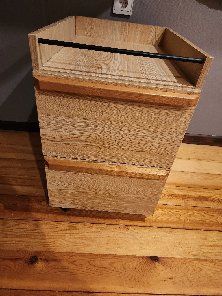 Petit meuble de rangement sous bureau – bois, Enlèvement, Utilisé