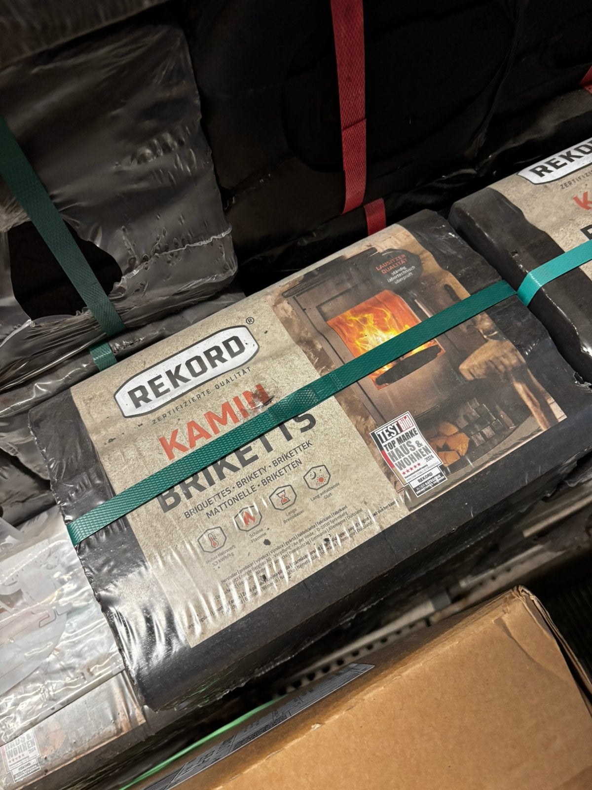 Briketten. Kolen., Ophalen, Zo goed als nieuw