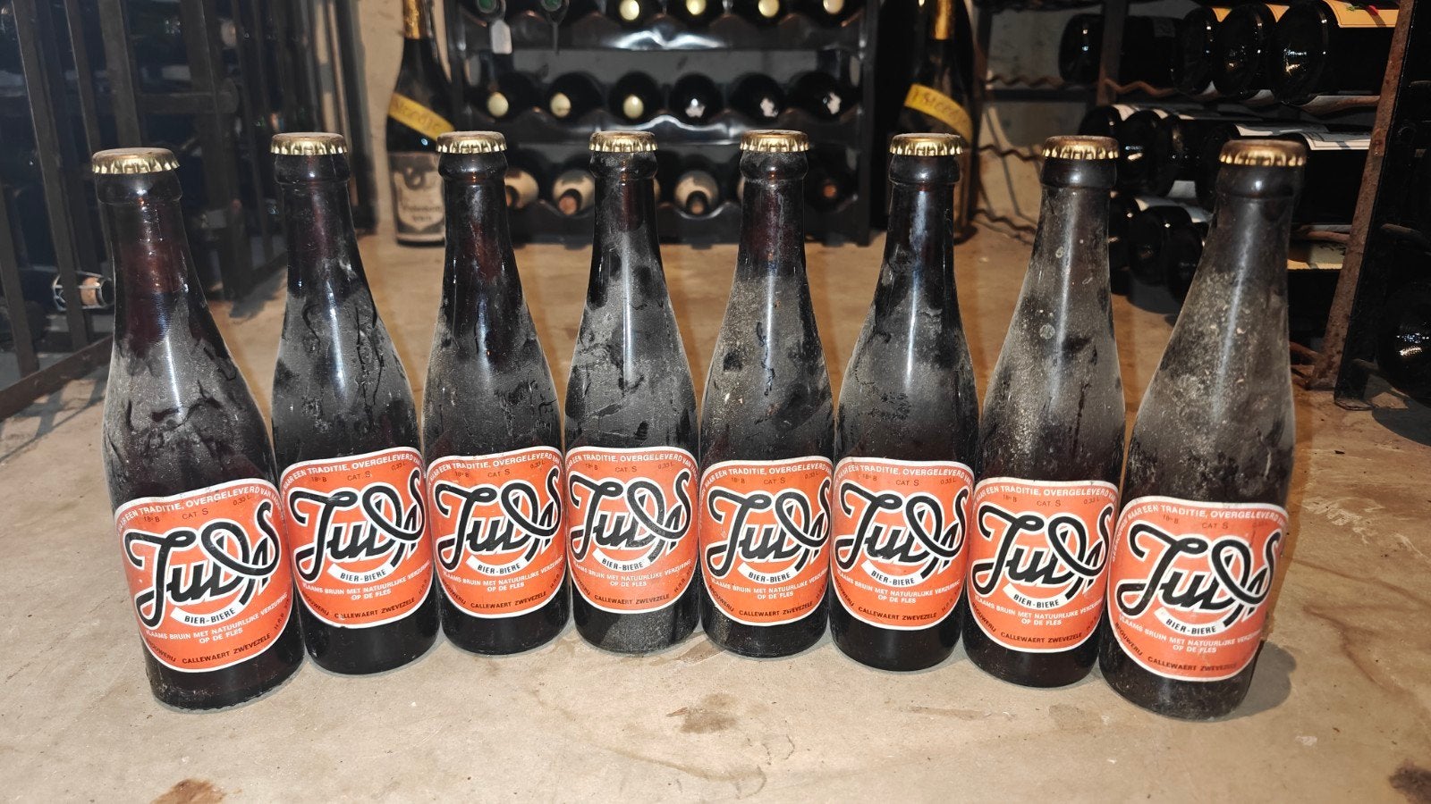 8 volle flesjes Callewaert Judas oud bruin, Ophalen of Verzenden, Gebruikt, Flesje(s)