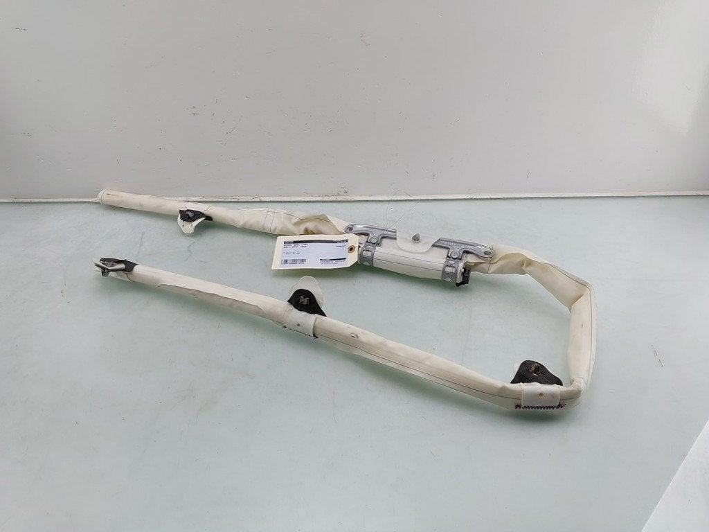 AIRBAG TOIT GAUCHE BMW 3 serie (F30) (01-2011/10-2018), Utilisé, BMW, Petuelring 130
80809  München, DE, Bayerische Motoren Werke AG