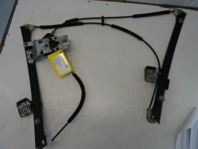 VITRE MECANISME AVANT DROIT Volkswagen Polo III (6N2), Autos : Pièces & Accessoires, Utilisé, Volkswagen