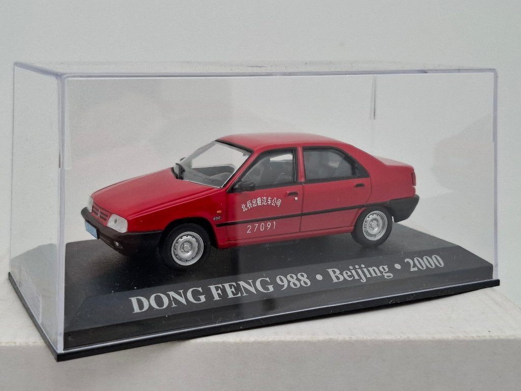 Taxi Peking Dong-Feng 988 Beijing 2000 - 1/43, Hobby en Vrije tijd, Modelauto's | 1:43, Zo goed als nieuw, Auto, Overige merken