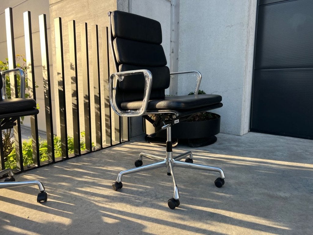 Vitra Eames EA219 lederen bureaustoel, 3x, Huis en Inrichting, Ophalen of Verzenden, Zo goed als nieuw, Zwart, Bureaustoel