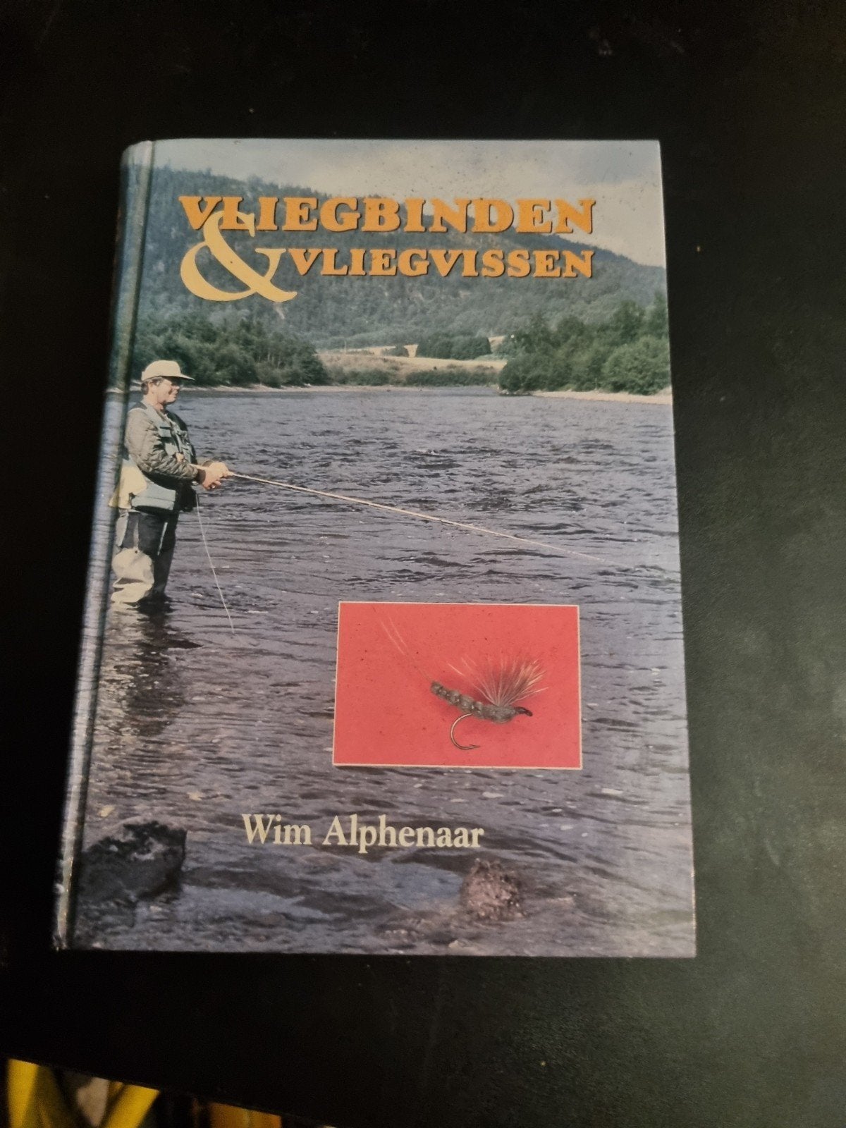 Boek vlieg vissen, Ophalen
