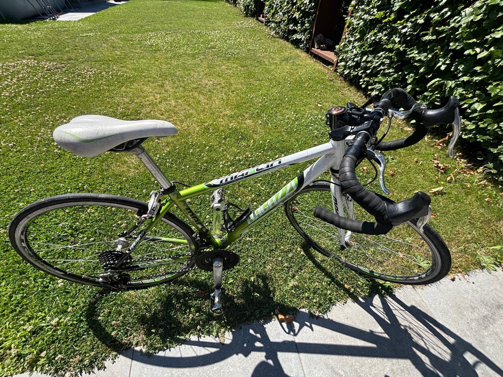 Koersfiets 24 inch - dubbele remmen, Ophalen, Zo goed als nieuw